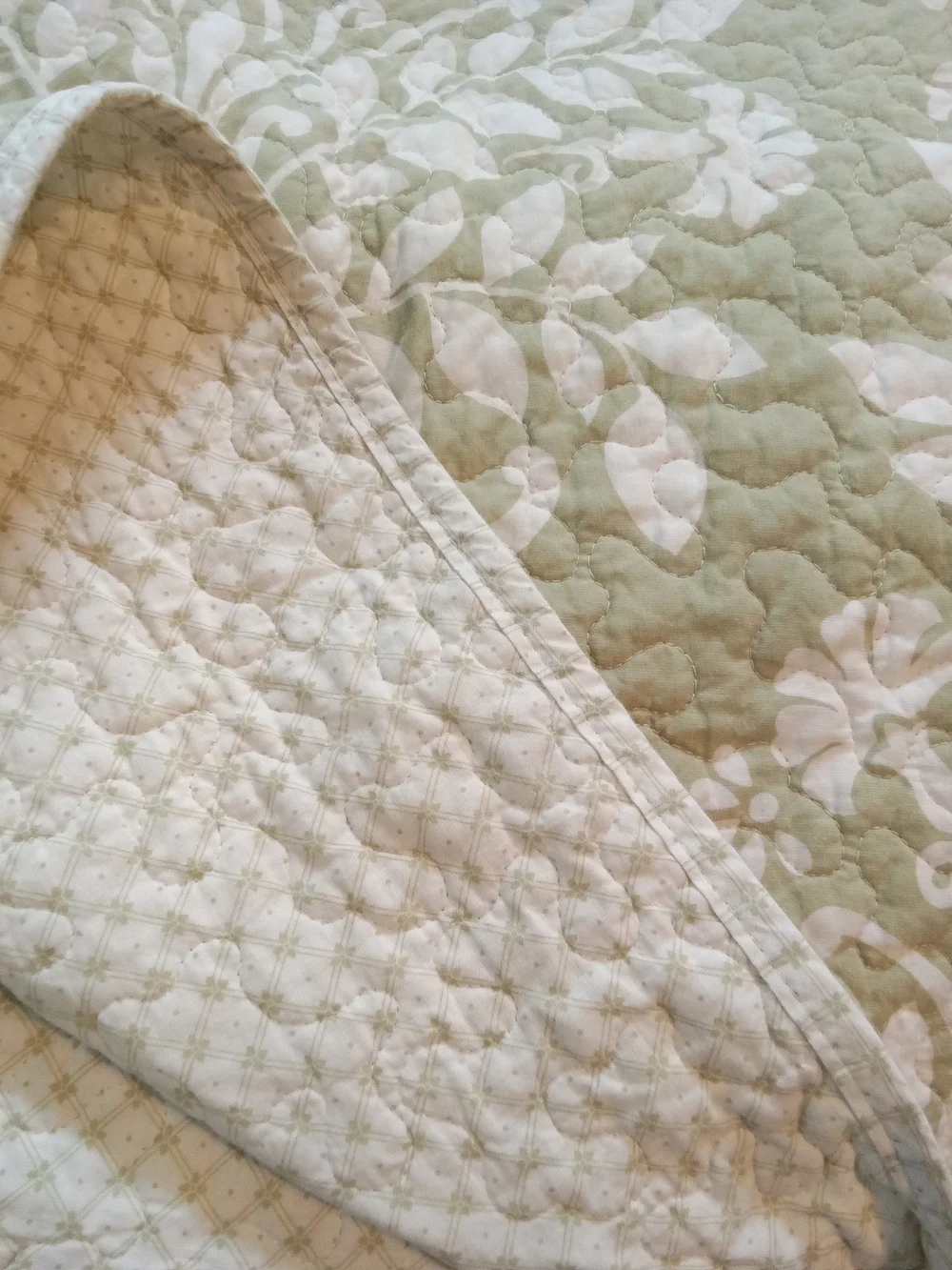 Laura Ashley holes excellent